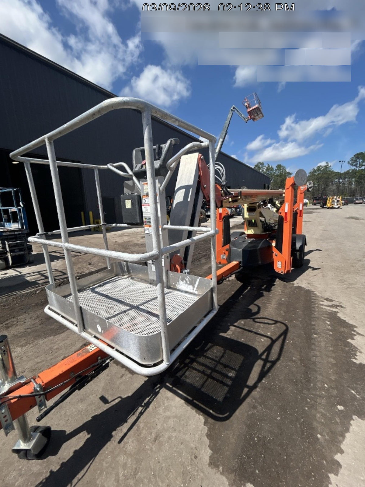 2023 JLG T500J