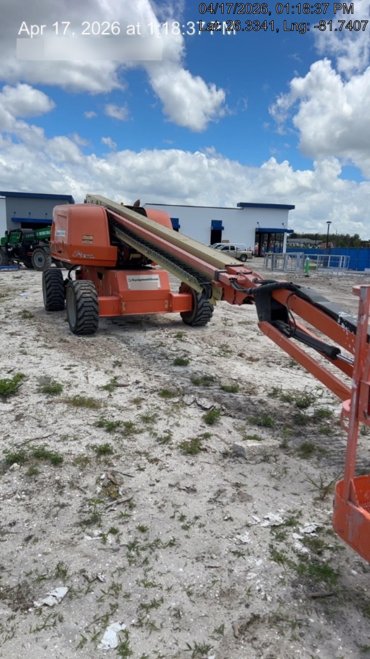 2020 JLG 660SJ