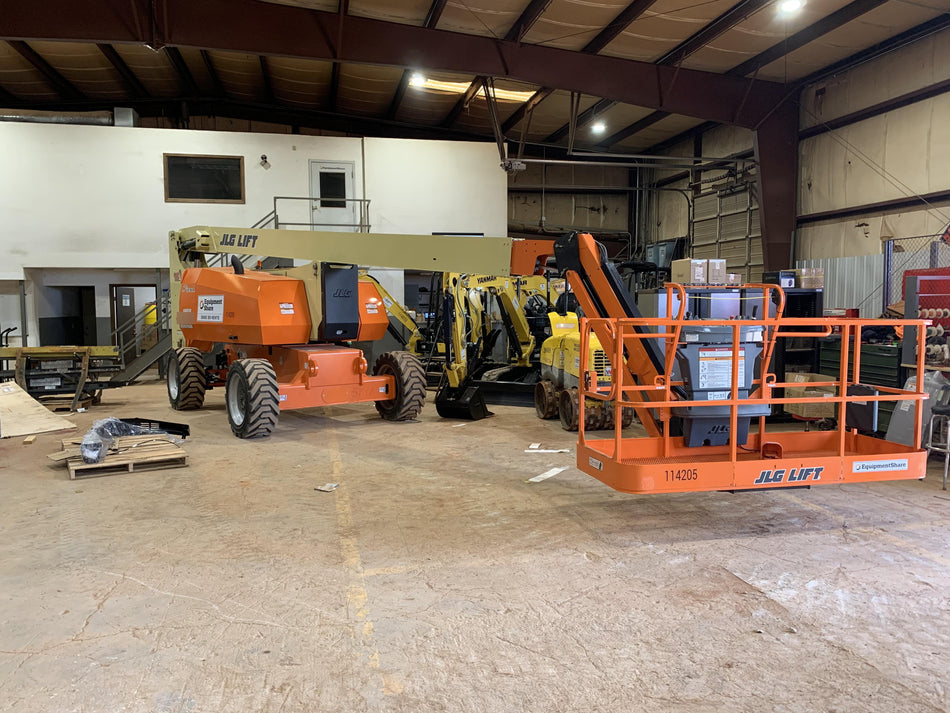 2021 JLG 800AJ