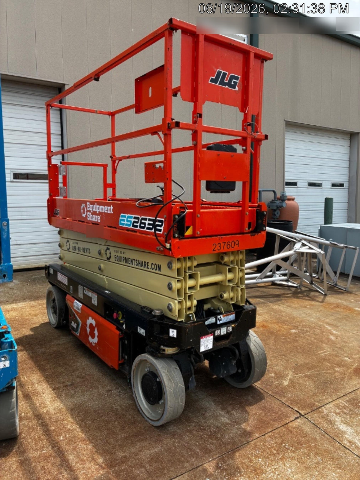 2022 JLG ES2632