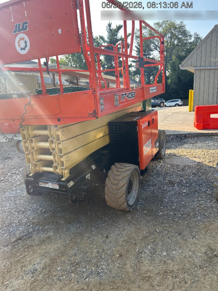 2021 JLG RT4069
