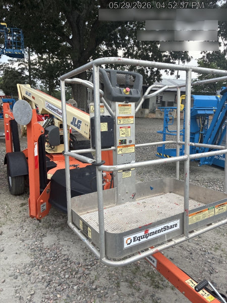 2022 JLG T350