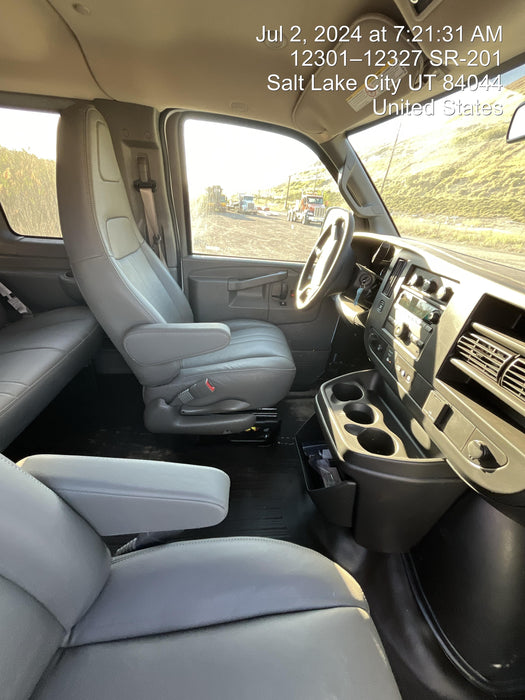 2023 CHEVROLET Express Van - Rental