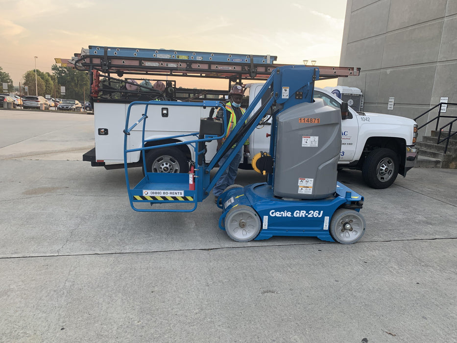 2020 GENIE GR-26J