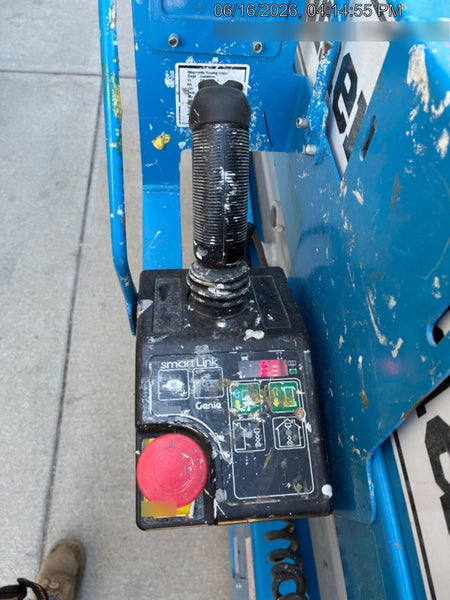 2023 GENIE GS-2632