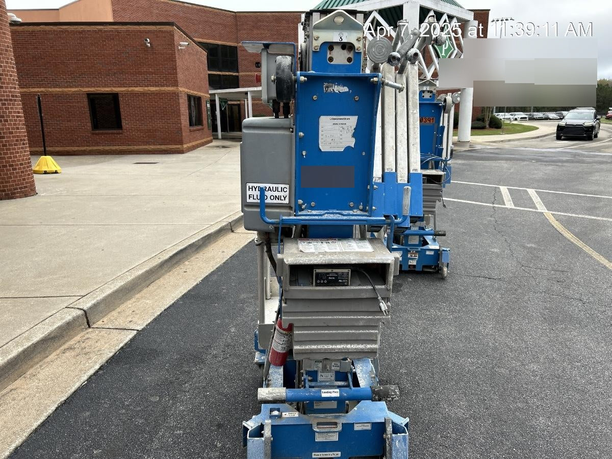 2019 GENIE AWP-30S