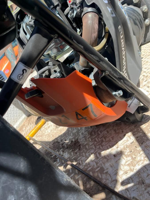 2024 HUSQVARNA LT6005