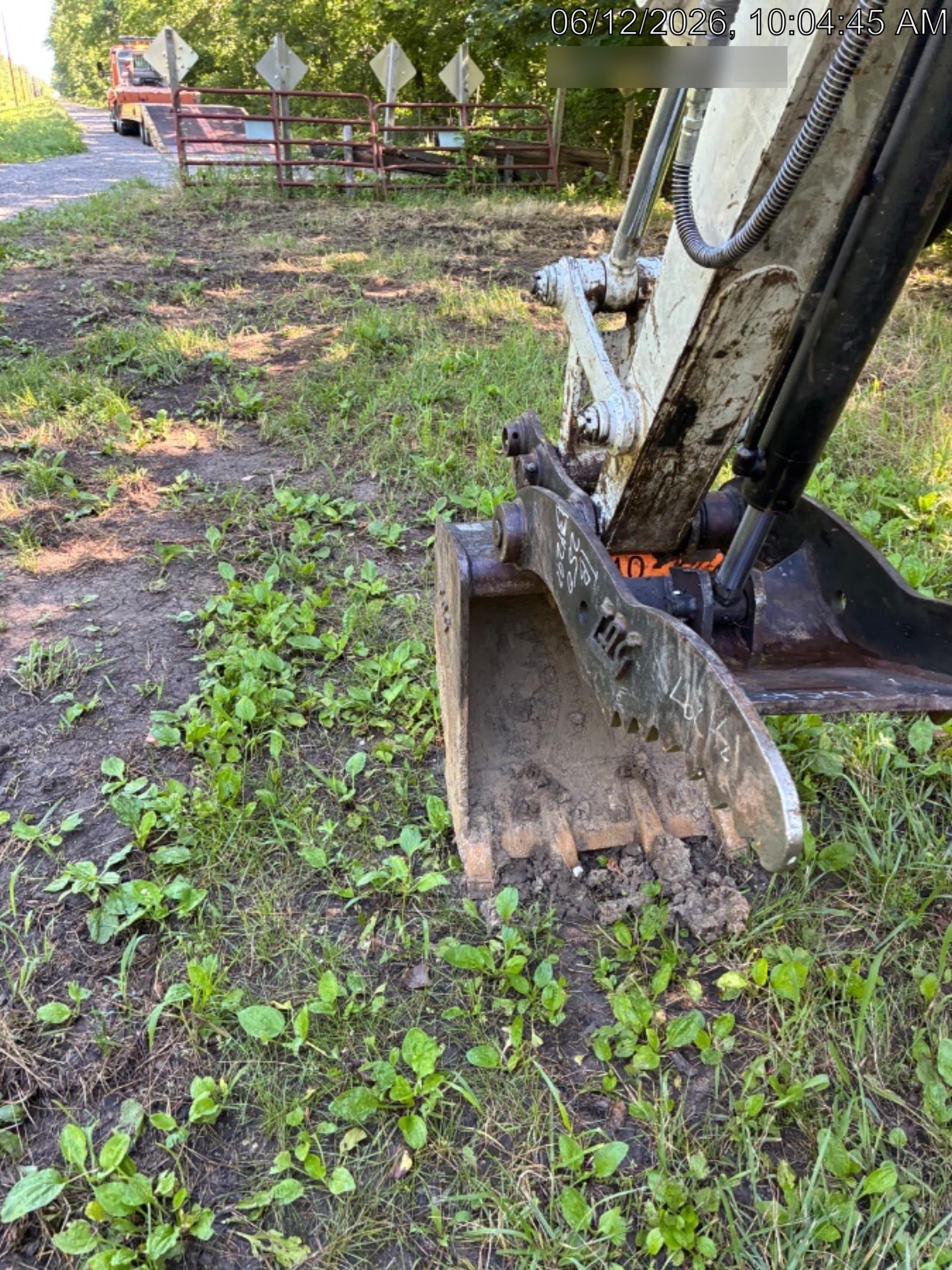 2021 TAKEUCHI TB250-2