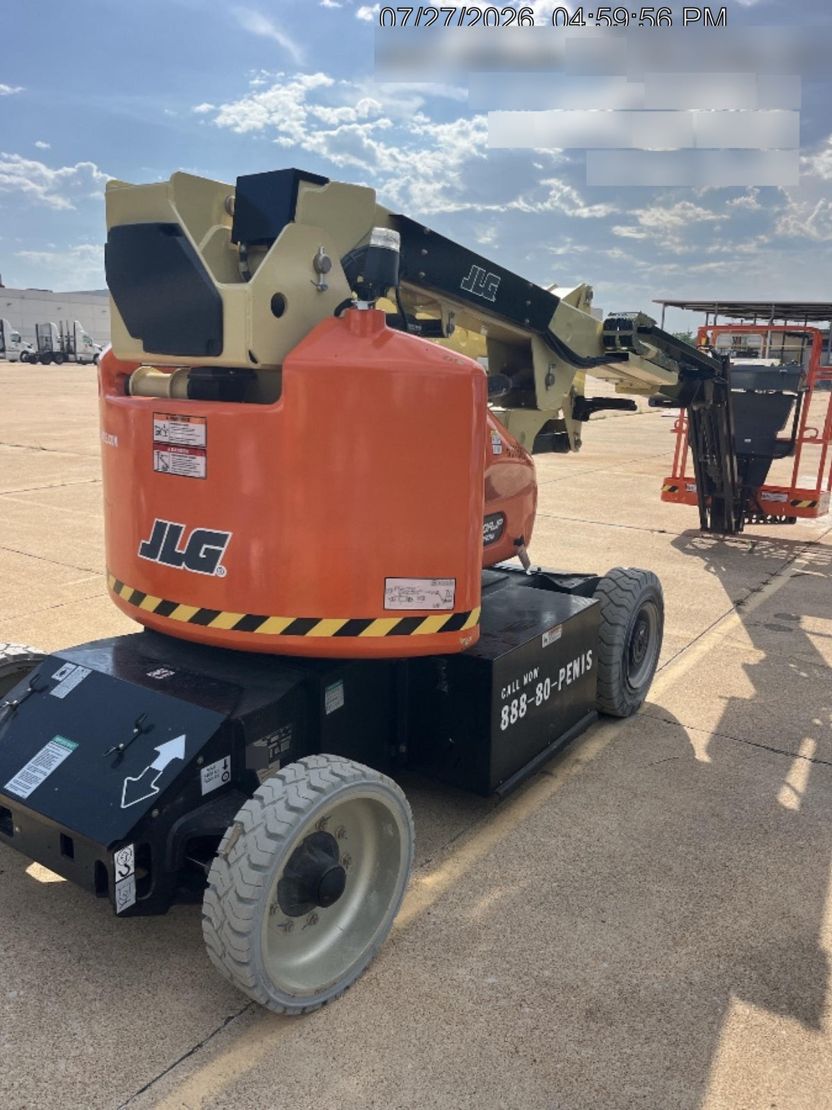 2025 JLG E400AJP Narrow