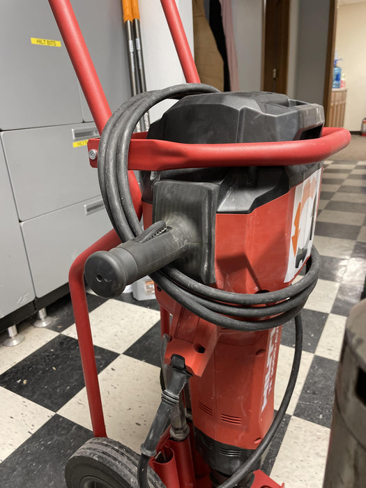 2022 HILTI TE 3000-AVR