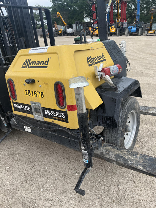 2022 Allmand NLV3GR (4) LED Light Fixture 350W, 23' Vertical Mast, 3kW Prime, Towable, Deep Sea L401, Leveling Jacks, Yanmar T4F 5.8hp