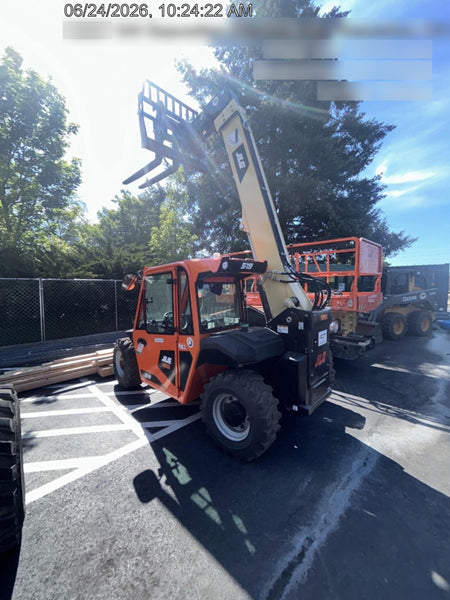 2025 JLG 519