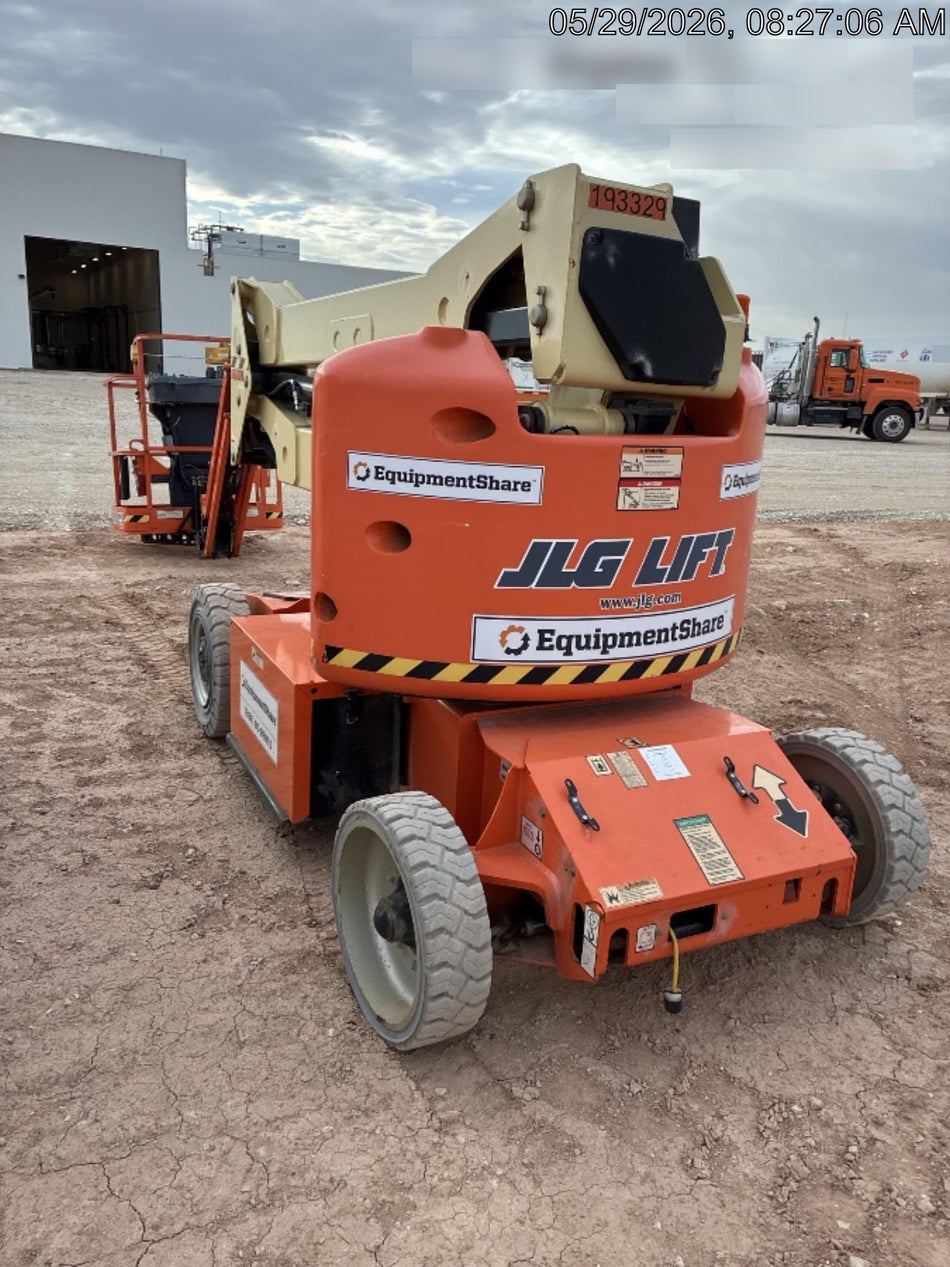 2021 JLG E400AJP Narrow