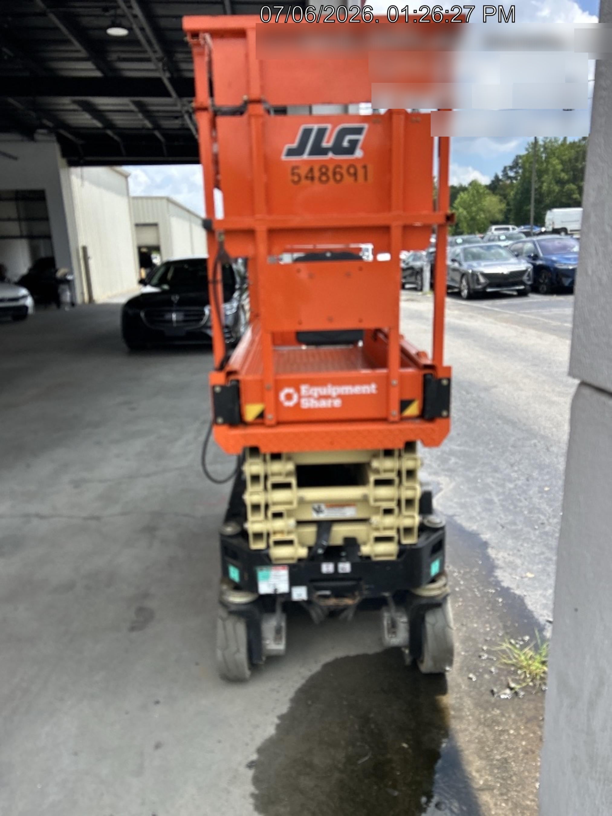 2025 JLG ES1932