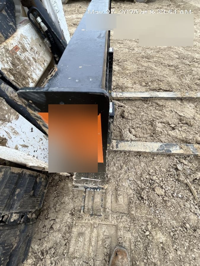 2024 ARROW MATERIAL HANDLING 48" Pallet Forks - Arrow