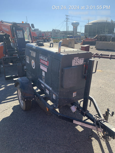 2021 Lincoln Electric Dual Maverick 200/200X Ready Pak 3, Includes Trailer, Cable Rack, Fender Light Kit