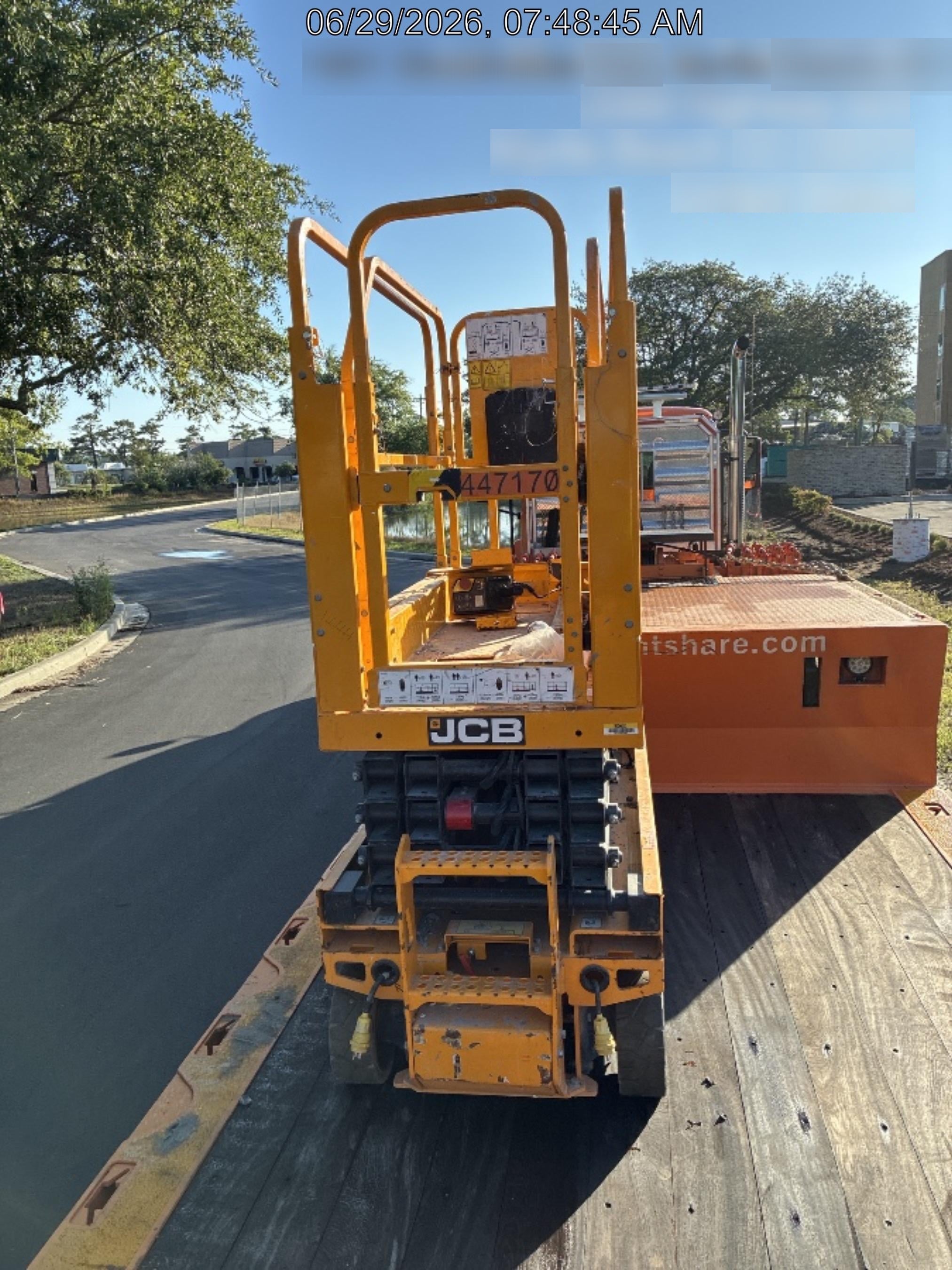 2024 JCB S1932E