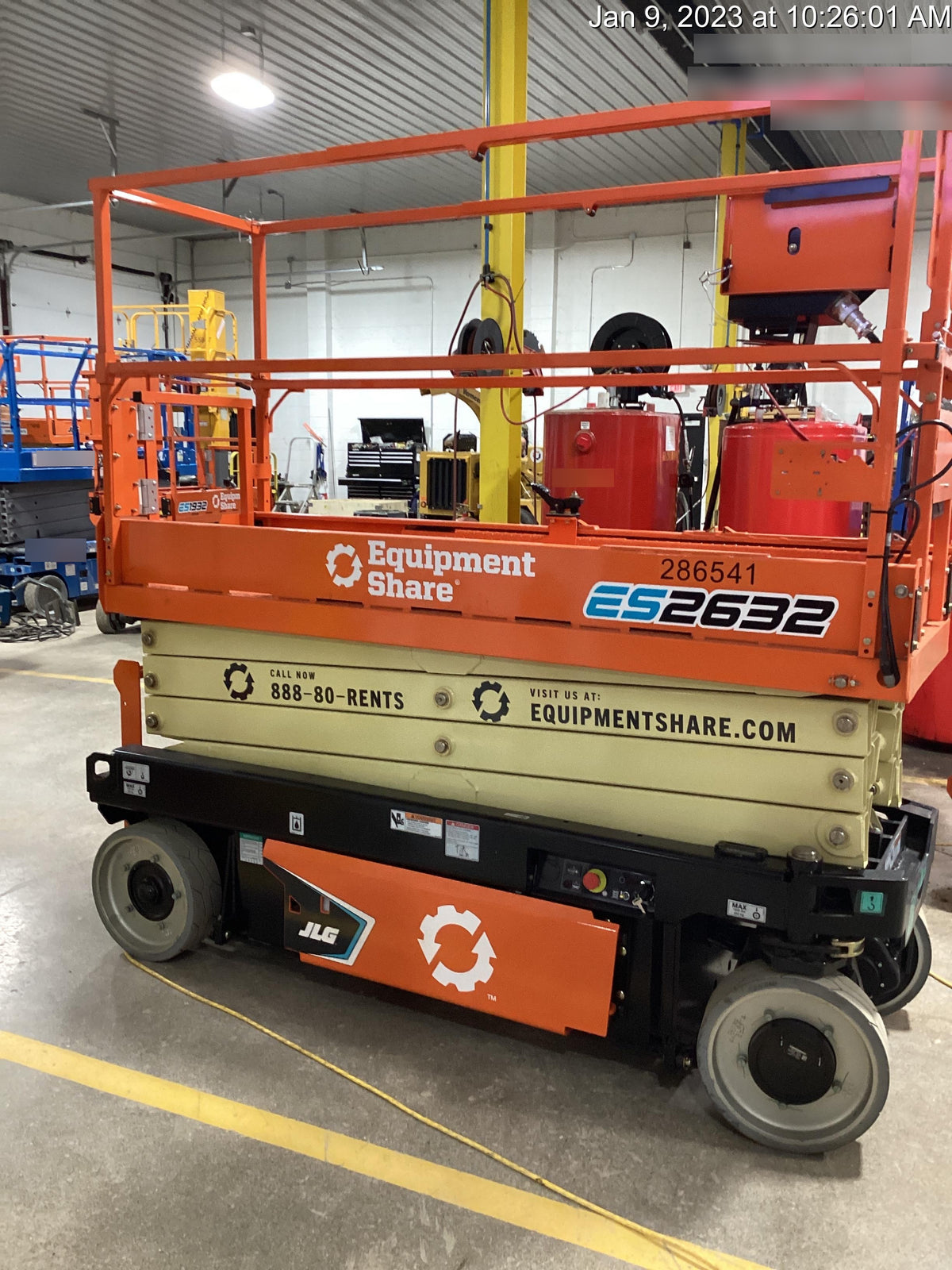 2022 JLG ES2632