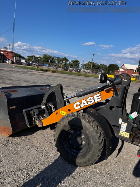 2023 CASE 121F