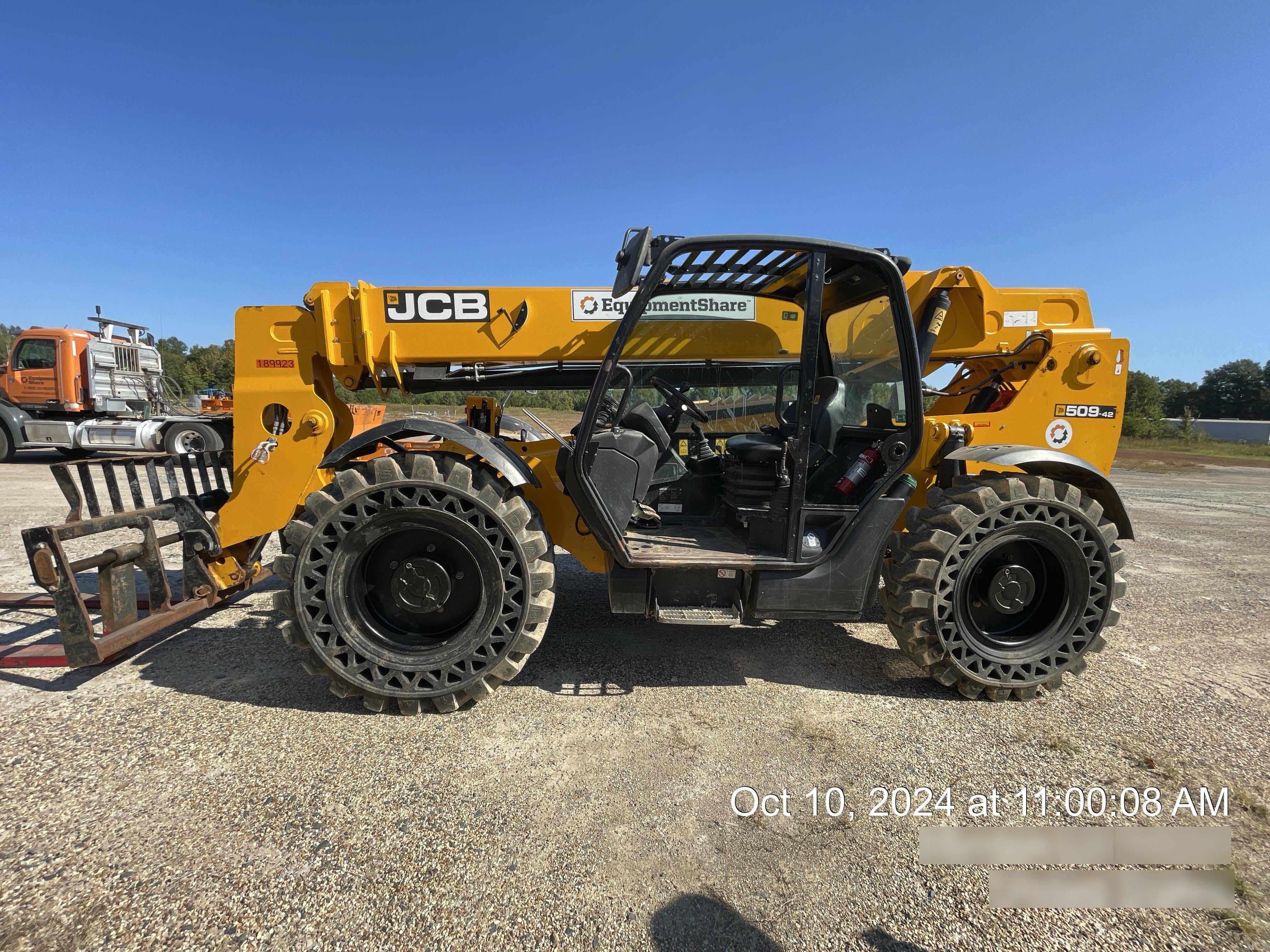 2022 JCB 509-42