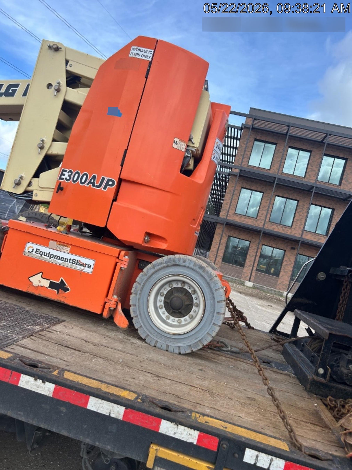 2019 JLG E300AJP