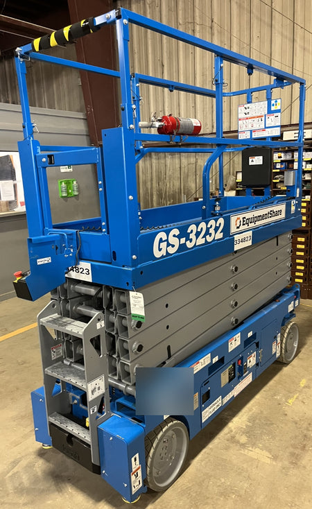 2023 GENIE GS-3232