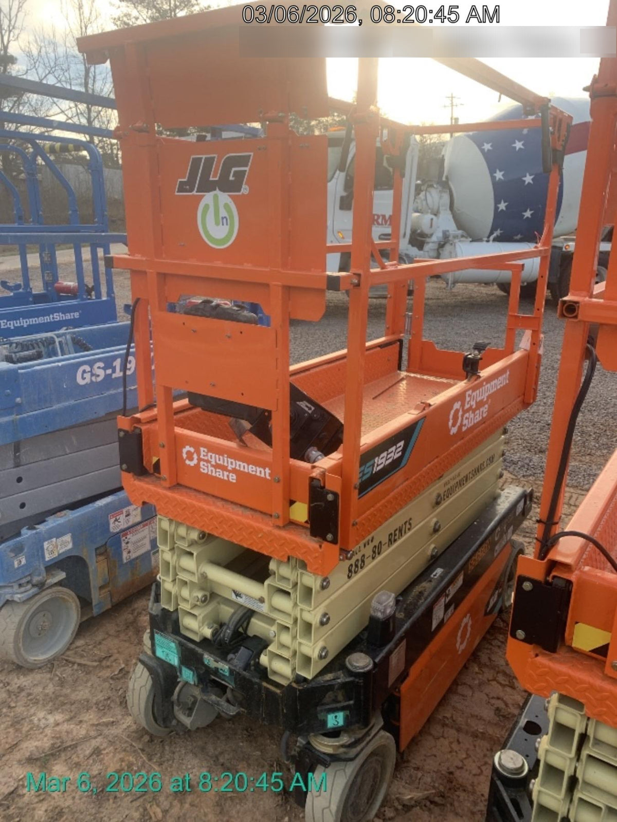 2025 JLG ES1932