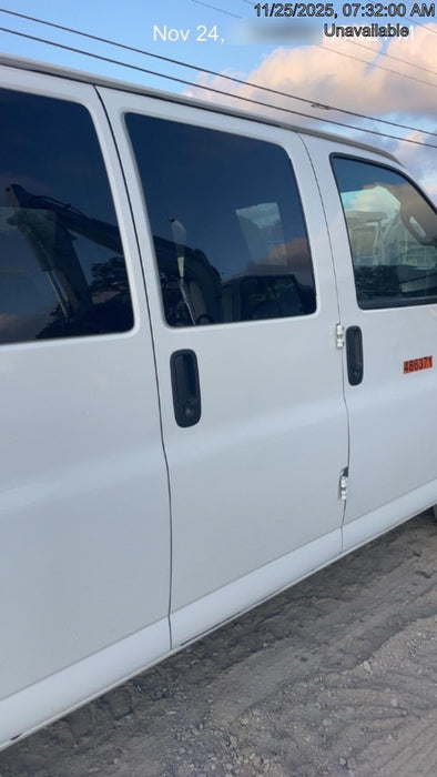2025 CHEVROLET Express Van - Rental