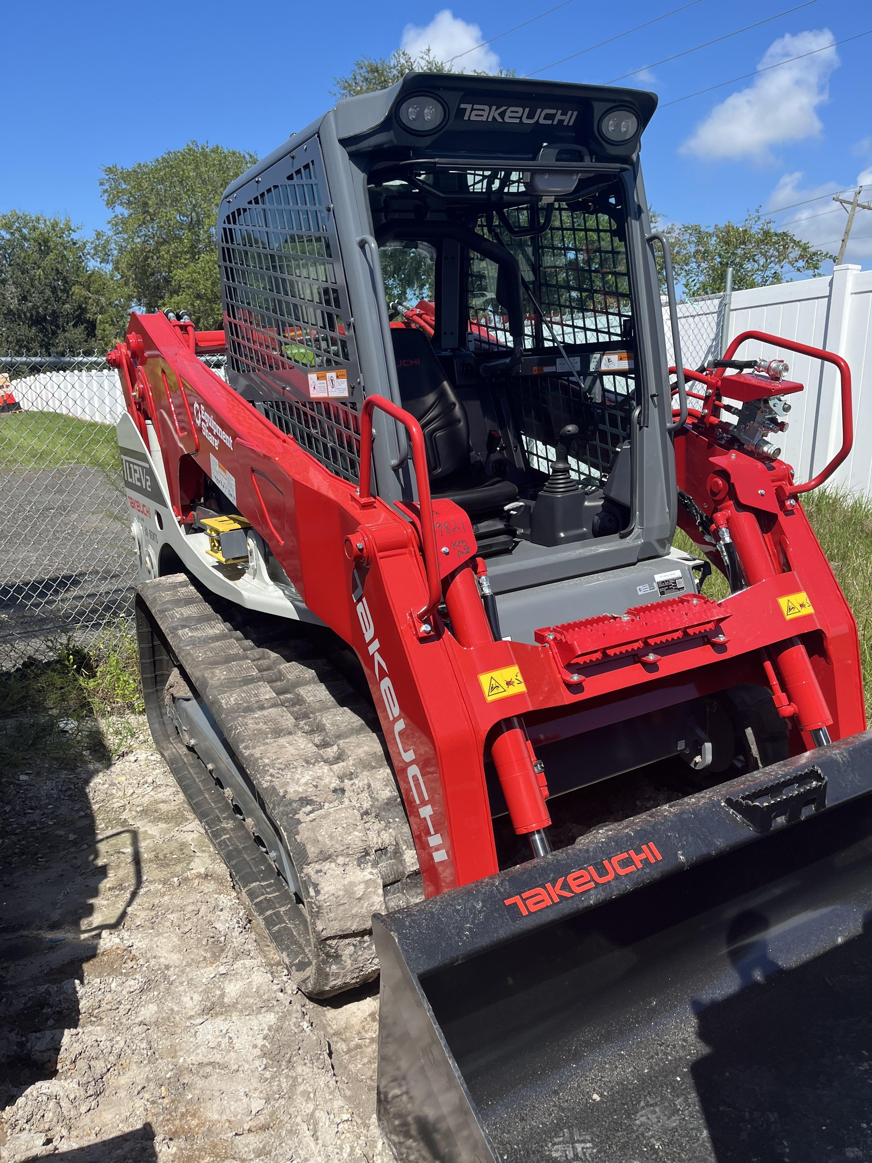 2025 TAKEUCHI TL12V2-CR