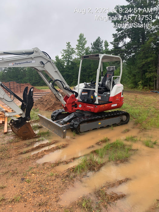 2021 TAKEUCHI TB250-2