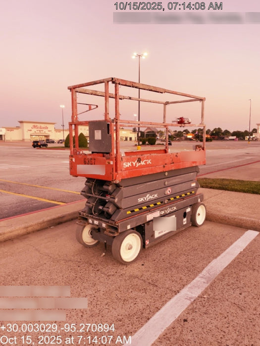 2017 Skyjack SJIII-3226 Skyjack SJ3226, Trojan Battery Set, Extended Warranty 5yr/5k hr