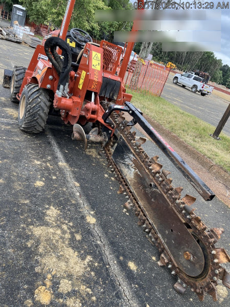 2022 DITCH WITCH RT45A