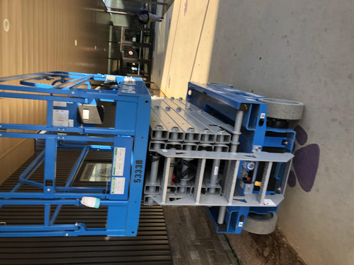 2019 Genie GS-4047 Folding rails with half height swing gate