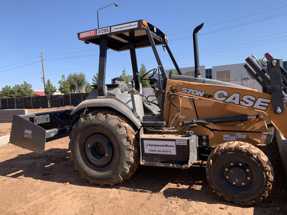 2019 CASE 570N EP