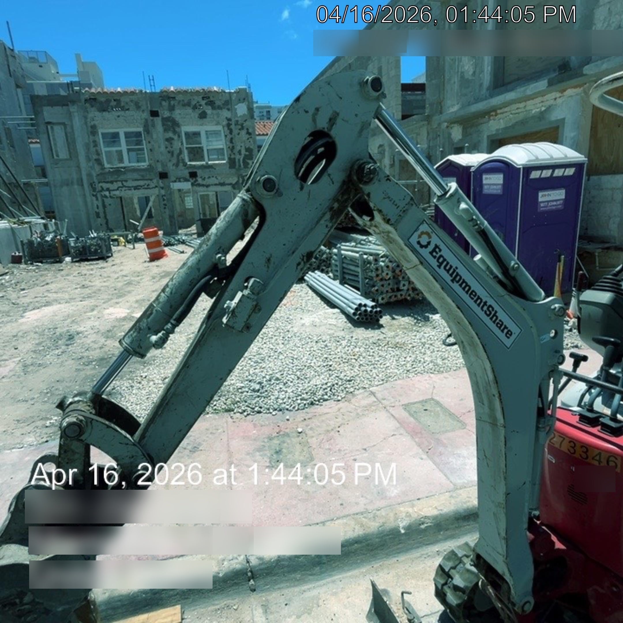 2022 TAKEUCHI TB210R