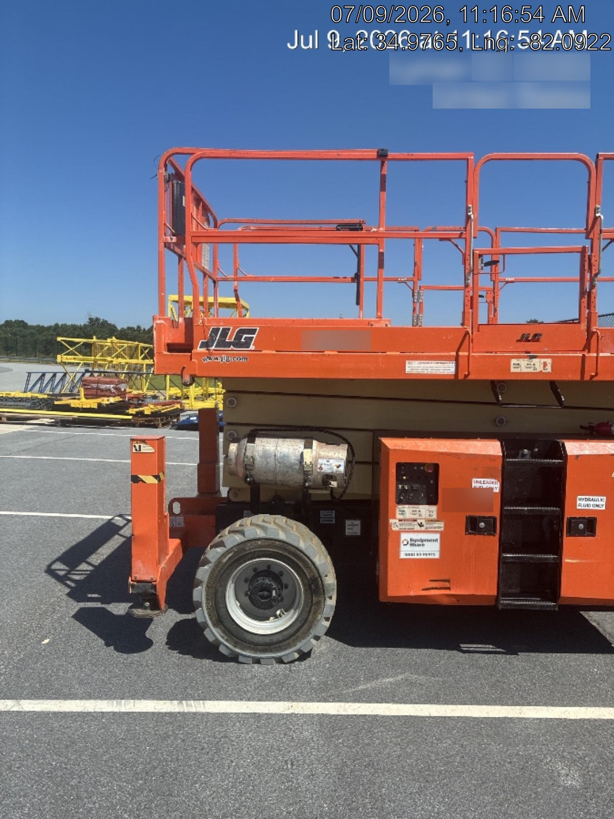 2019 JLG 430LRT