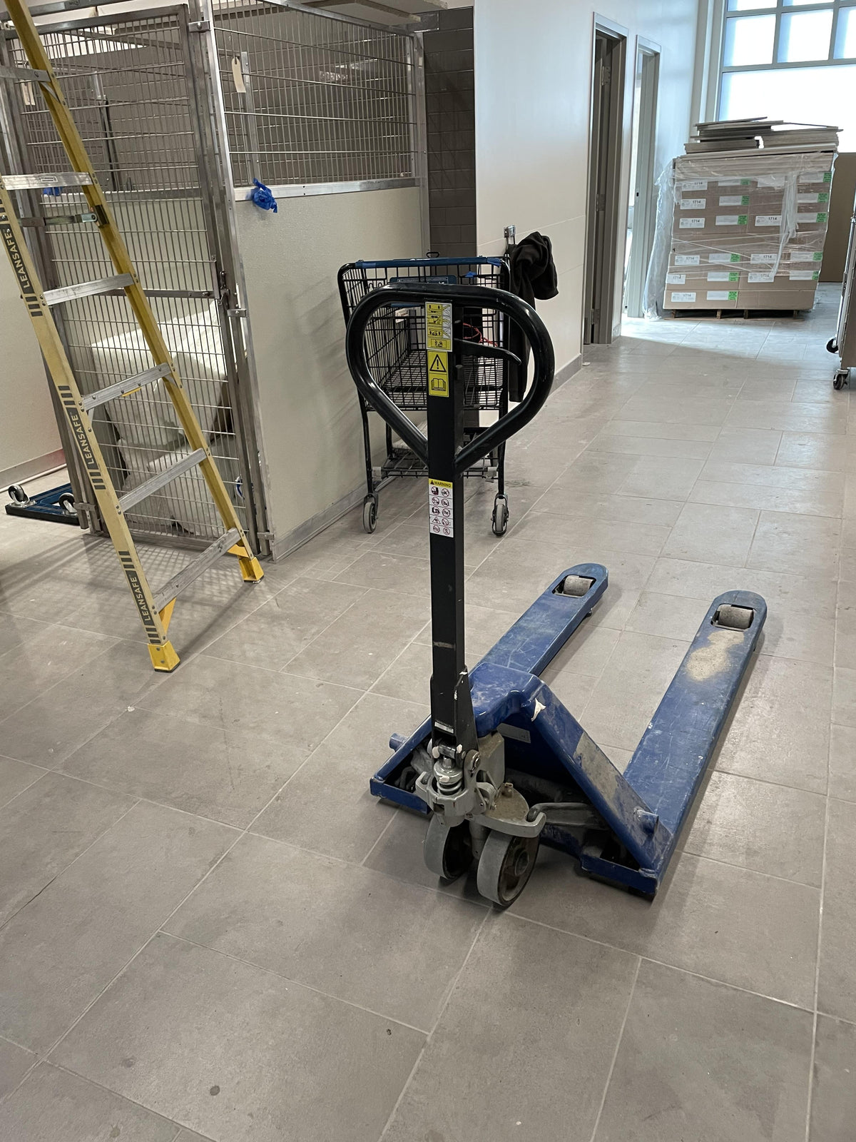 2022 ULINE H-7504