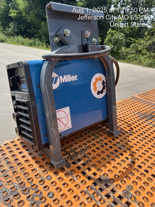 2025 MILLER ELECTRIC CST-282