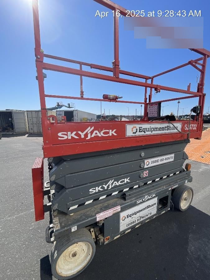 2021 SKYJACK SJ4732