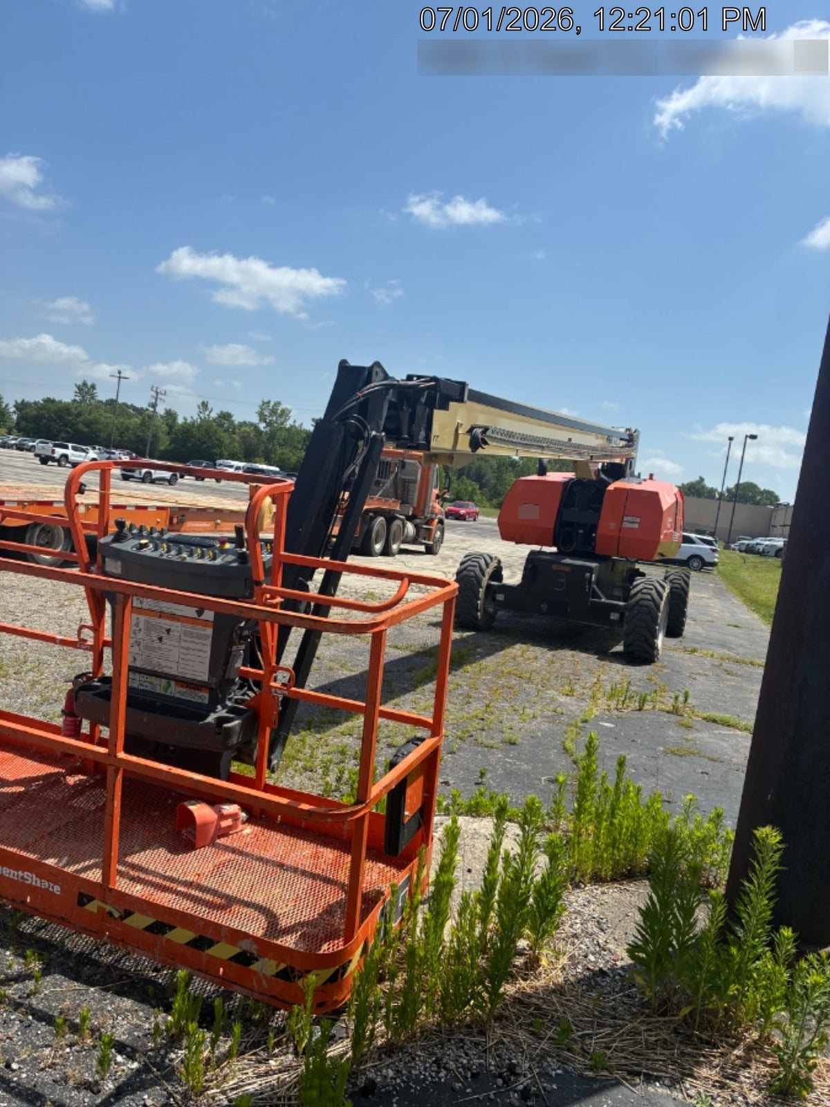 2023 JLG 860SJ