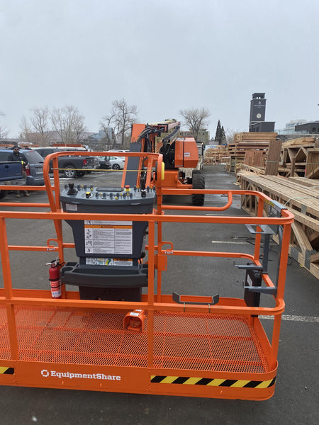 2022 JLG 860SJ