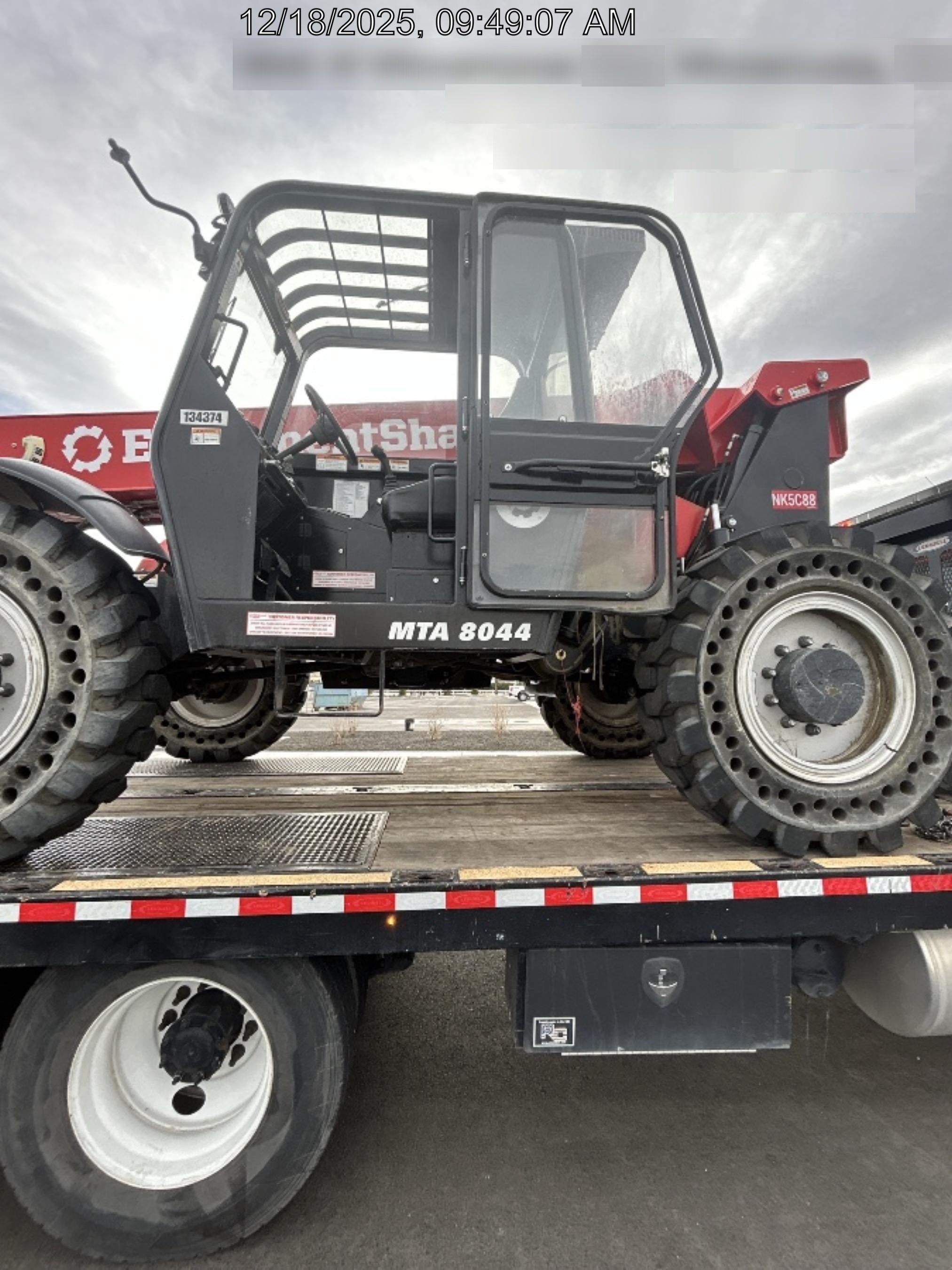 2021 MANITOU MTA8044