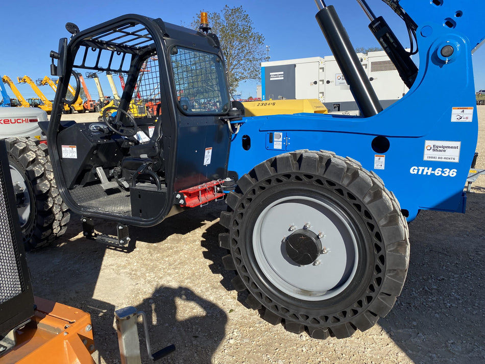 2022 GENIE GTH-636