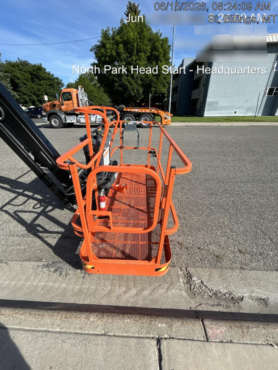 2025 JLG 660SJ
