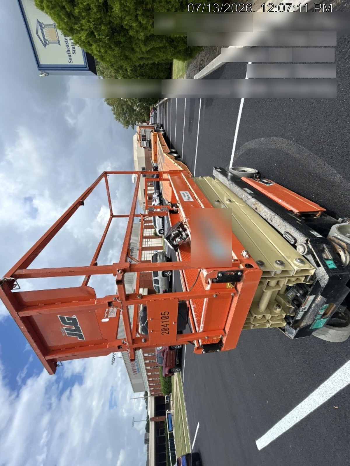 2022 JLG ES2632