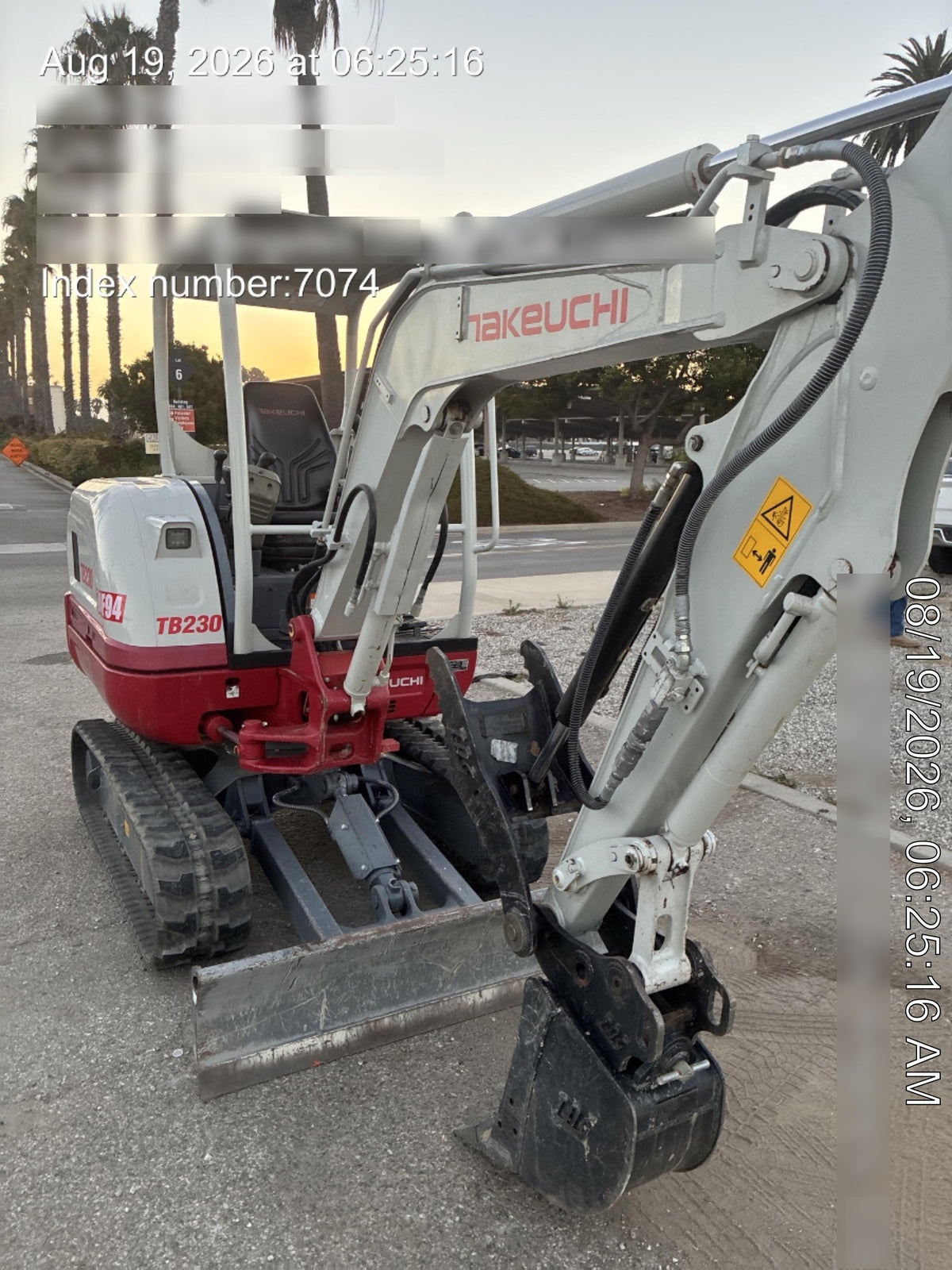2022 TAKEUCHI TB230R