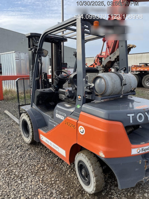 2022 TOYOTA 50-8FGU25