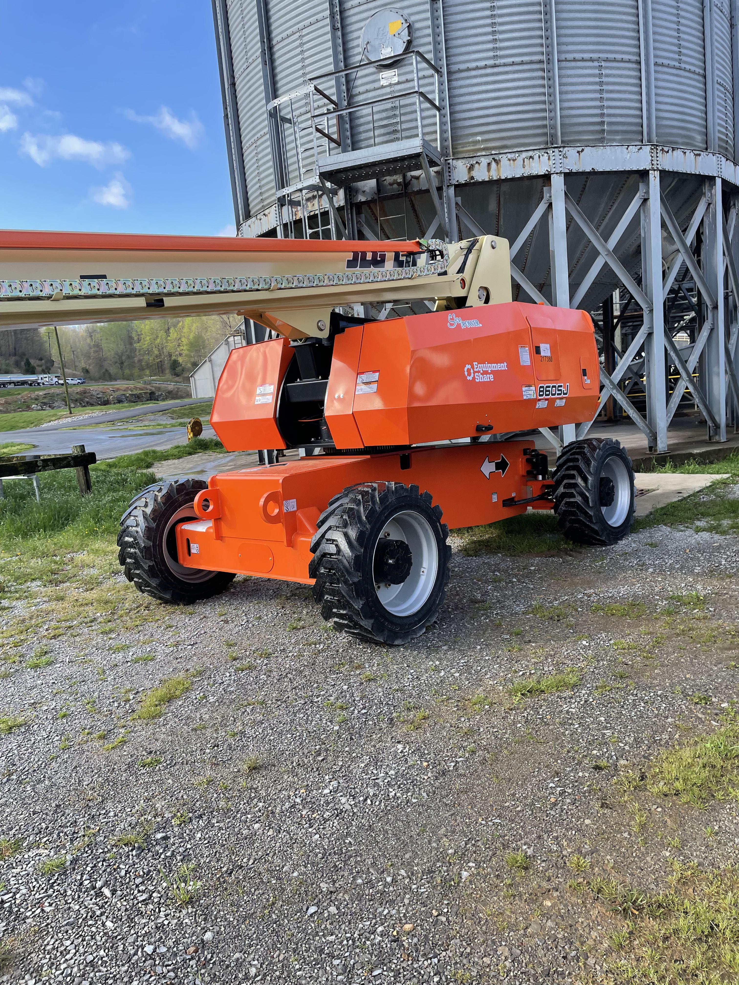 2022 JLG 860SJ