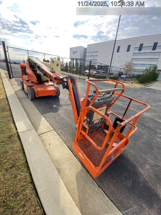 2019 JLG E400AJPN