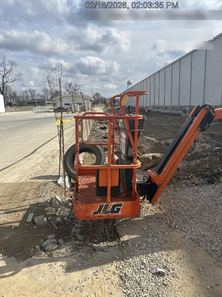 2019 JLG E450AJ